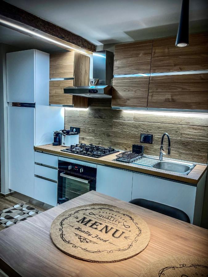 Bel Fiore Deluxe Apartment Janov Exteriér fotografie